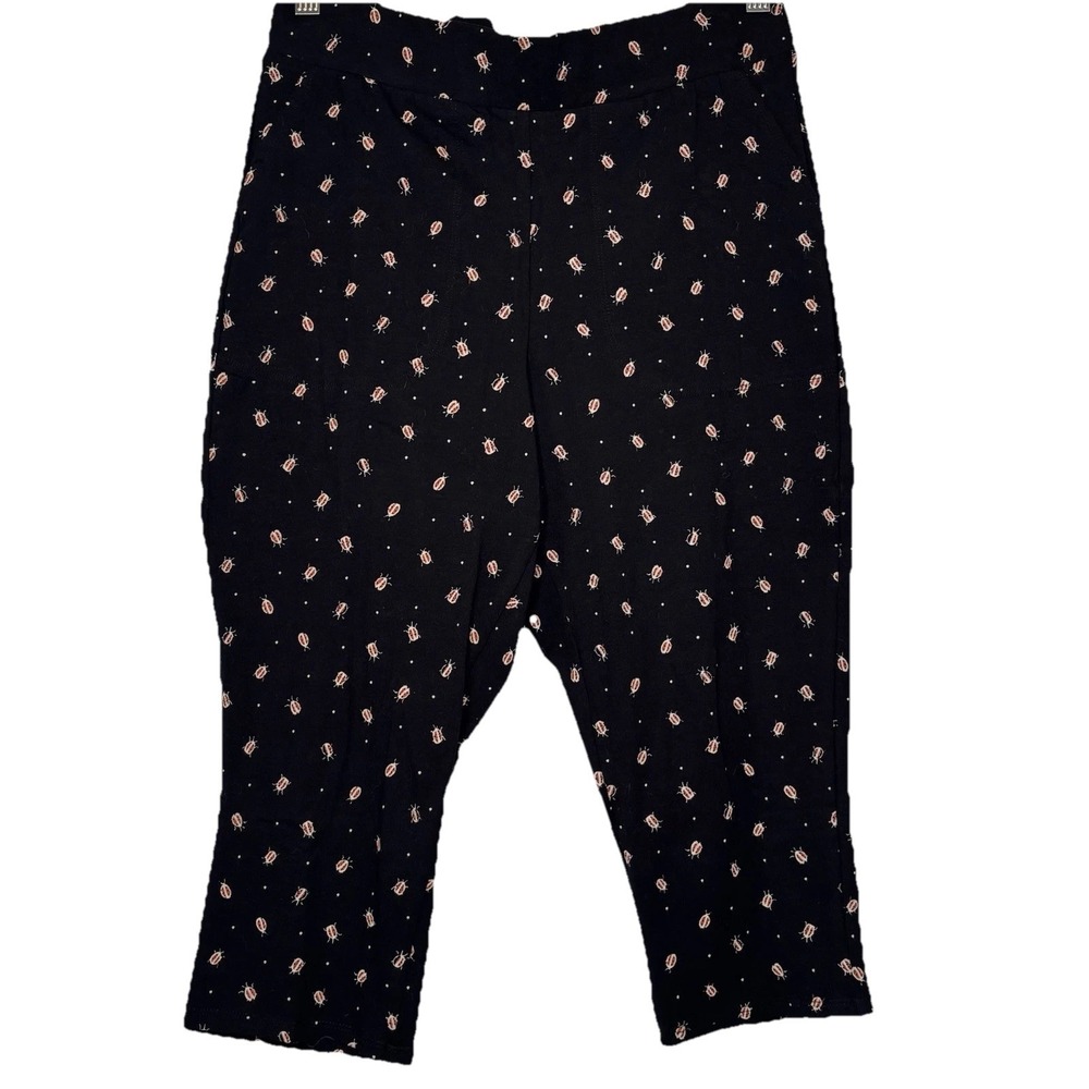 Torrid Premium 2/2X Pedal Pusher Leggings Black Ladybug Print Pockets Athleisure